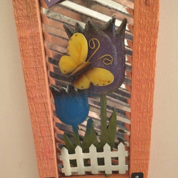 Happy Easter Distressed Wooden Metal Hanging Sign - Picture 5 of 9